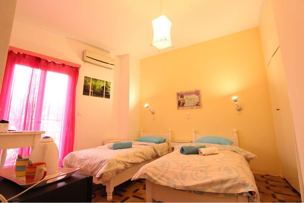 Avra Budget Benitses (Corfu)